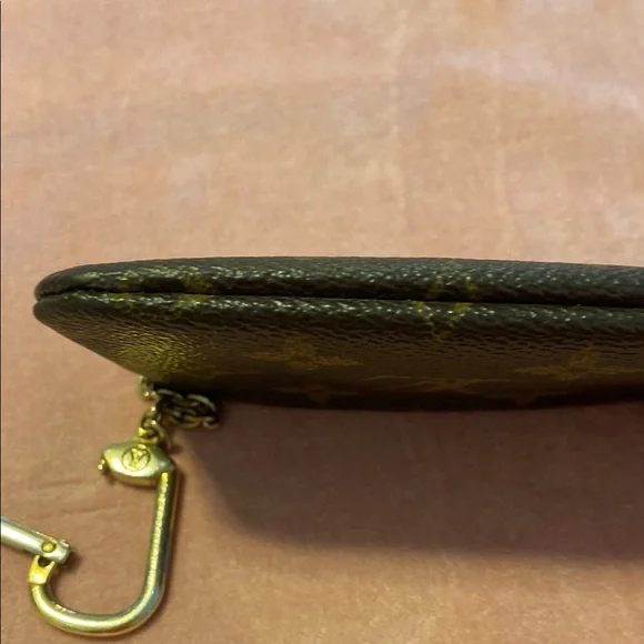 Louis Vuitton Brown Monogram Key & Card Holder - Picture 6 of 10